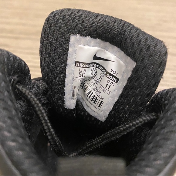 Sold: Nike Manoa 5c - Picture 6 of 6